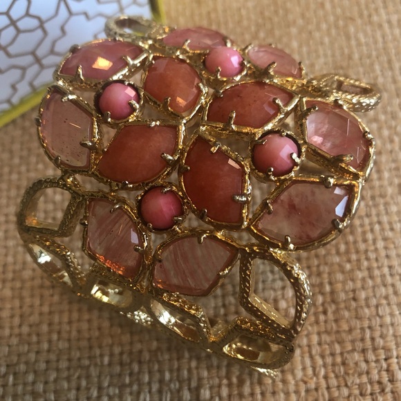 NOT FOR SALE. Almost vintage gold, pink and peach stone/glass cuff. - Picture 2 of 7